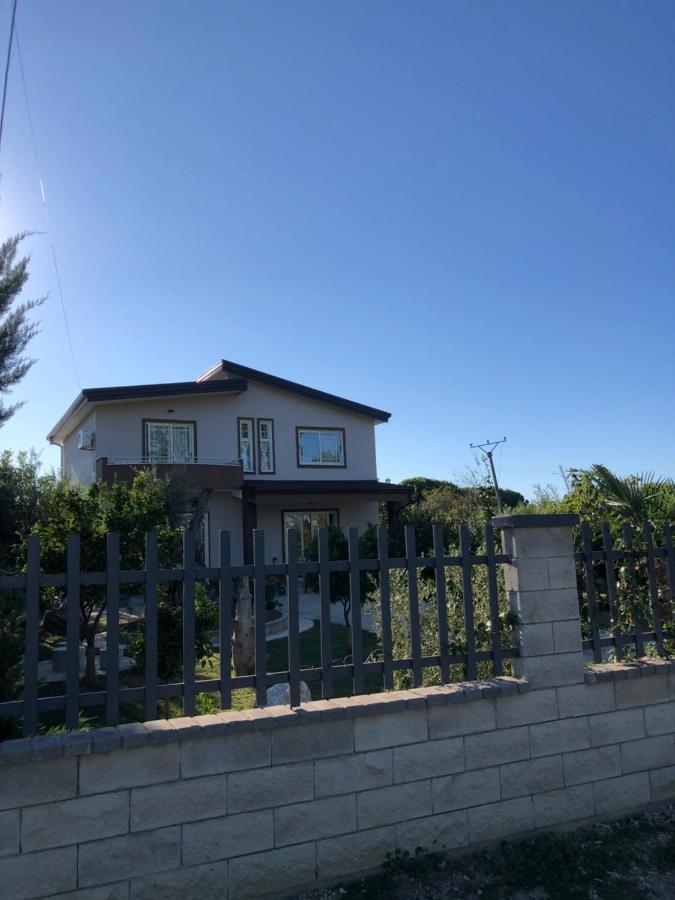 Sunnyside Villa Durres Bagian luar foto