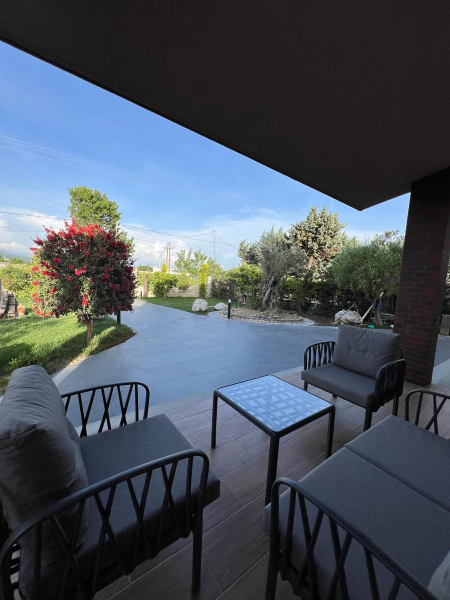Sunnyside Villa Durres Bagian luar foto